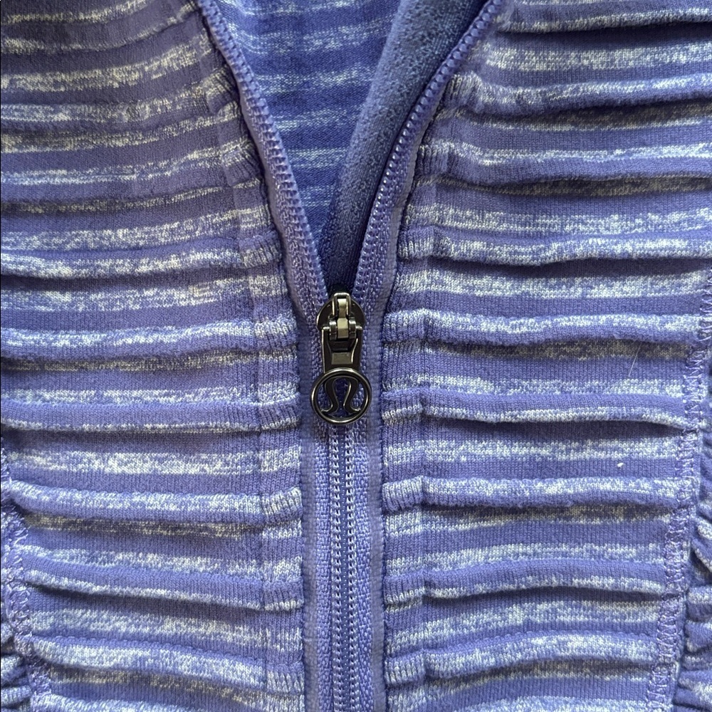 lululemon Women's Lavender Striped Pullover Half-Zip Long Sleeve Top
